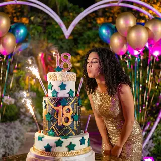 Compleanni per bambini, feste 18 anni, baby shower, anniversari. Intrattenimento personalizzato nelle Marche, Abruzzo e Umbria, con Matteo Rosati e il Team Feel Good Show