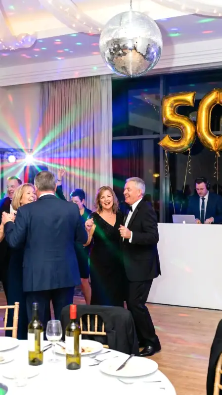 Il team Feel Good Show e Matteo Rosati si occupano della musica e dell'animazione per rendere indimenticabili: Feste, Compleanni, Anniversari, Eventi speciali.