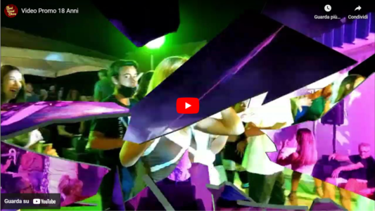 Screenshot del video promozionale dei servizi di animazione, musica, DJ, effetti speciali e scenografie per feste di compleanno 18 anni Feel Good Show<br /><br />