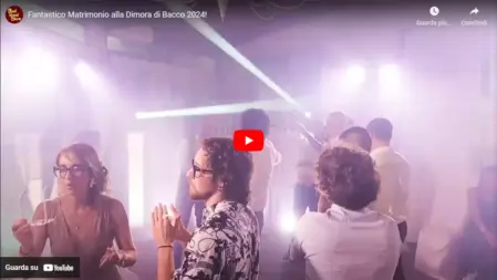 Ospiti e sposi che si scatenano in pista durante un matrimonio, tra musica dal vivo, DJ e animazione Feel Good Show<br /><br />