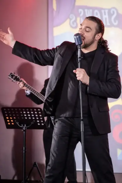 Matteo Rosati, Cantante, artista e organizzatore di eventi e matrimoni